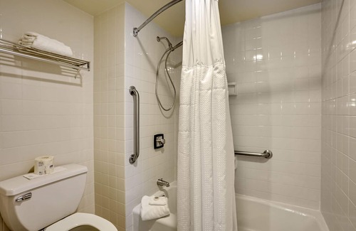 Potsdam Hotel | Best Western Potsdam University Park Inn