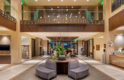 Lebanon Hotel | Best Western Premier Boulder Falls Inn