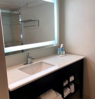 Montbello Hotel | Best Western Premier Denver East