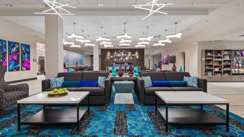 Regent Hotel | Best Western Premier Winnipeg East