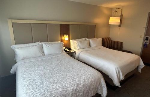 Flower Hill Hotel | Best Western Roslyn-Long Island Hotel