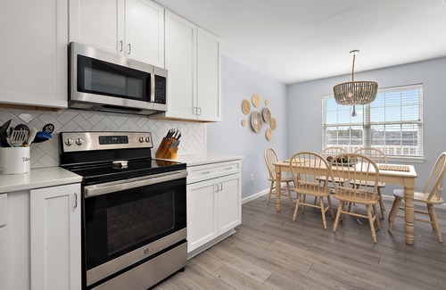 Ocean View Condo | Bethany Bay Bliss: Spacious, Modern 4 Bed, 4 Bath Condo w/Water & Wetland Views