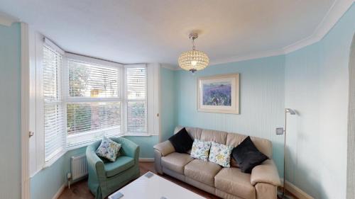 Sidmouth House | Bethany Cottage