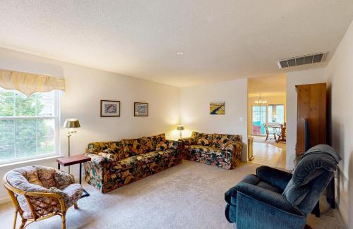 Frankford House | Bethany Meadows - 38208 Clover Ln