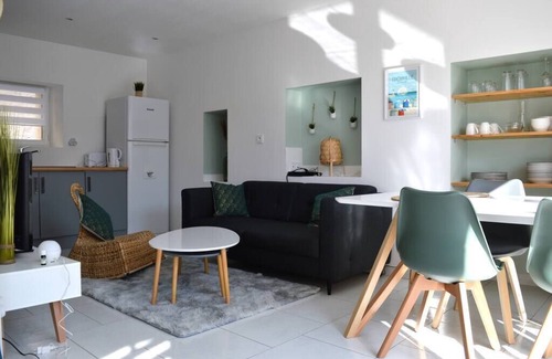 Colombiers-sur-Seulles House | Between land and sea - a home to recharge your batteries