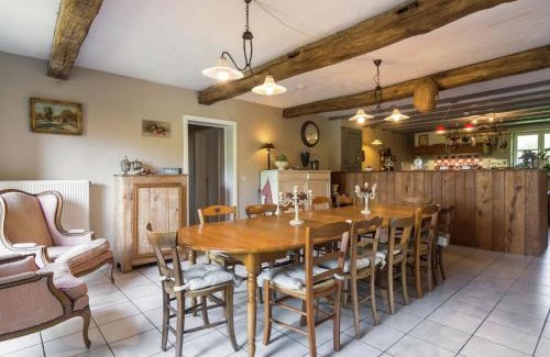 Bievre House | Bièvre Forest-Edge Retreat