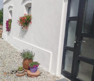 Trzebnica Apartment | Biały Zakątek