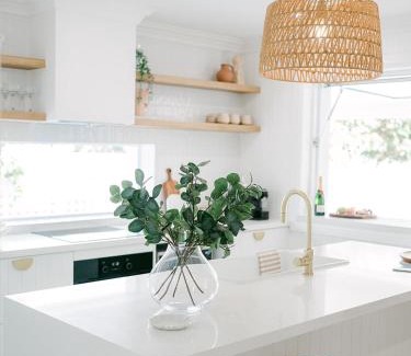 Shoal Bay House | Bianco on Shoal - Luxe Beach house in Shoal Bay
