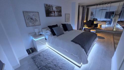 Santa Fe House | Biclahome casa de lujo de 2 plantas con garage