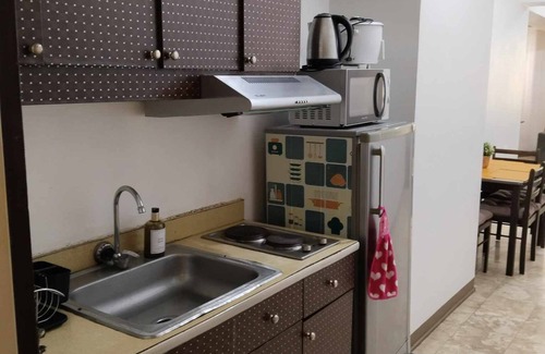 Brgy. 719 Apartment | BIG 1 Bedrm Malate Manila Beside Dela Salle Taft
