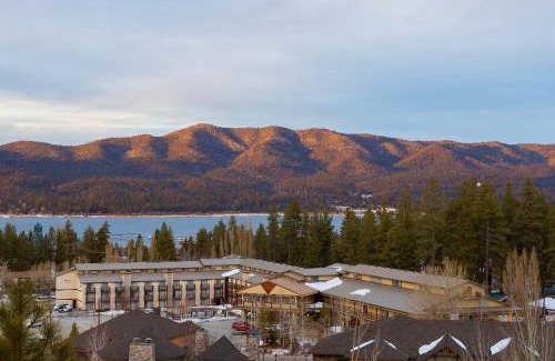 Ironwood Estates House | Big Bear Village View Haus is a large pet and kid friendly chalet with hot tub located a short walk to village