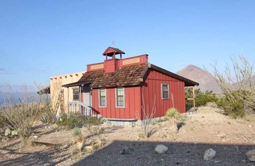 Study Butte-Terlingua Cabin | Big Bend Lodging at Ten Bits Ranch | Room #2 (The School House)