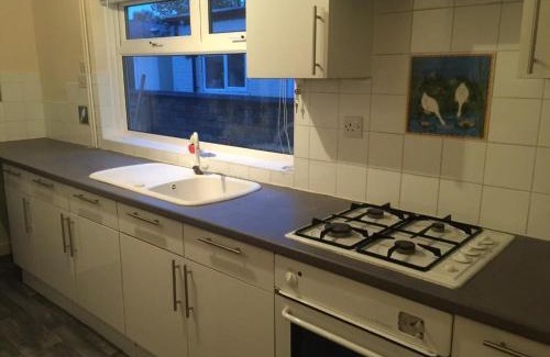 Aylestone House | Big Bright Room in Leicester