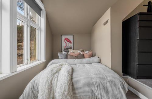 Laksevag Apartment | Big, family friendly apartment 6 min from the centrum