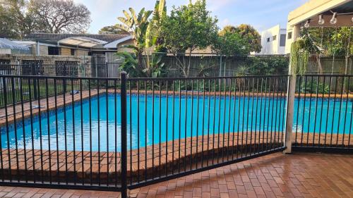 Robertson Villa | Big Holliday house with pool