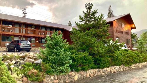 Grand Lake Hotel | Big Horn Lodge