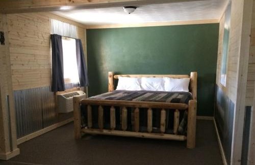Lewistown Hotel | Big Horse Inn and Suites