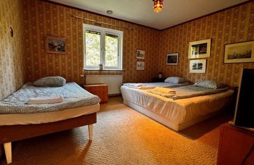 Torslanda Apartment | Big House for Workers & Familys Near Volvo