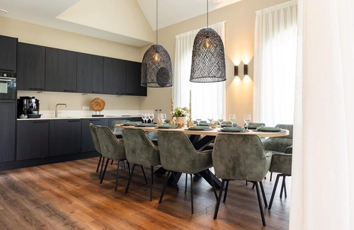 Municipality of Ede House | Big on luxury, made to relax – spa, 5 bedrooms, room for 12 guests.