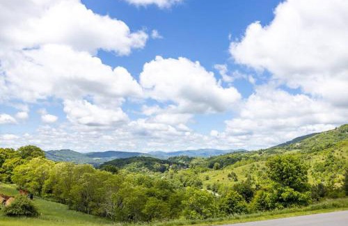 Banner Elk House | Big Sky Cabin at Monteagle