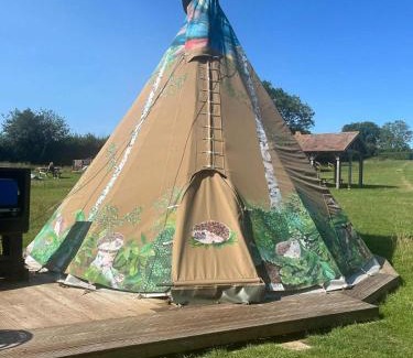 Hailsham Other | Big Sky Tipi Holidays