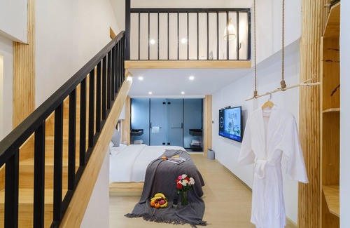 Gucheng House | Big Tree Guesthouse
