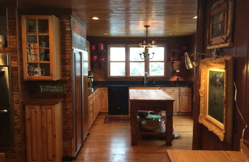 Mancelona House | Big Twin Lake Lakefront Lodge