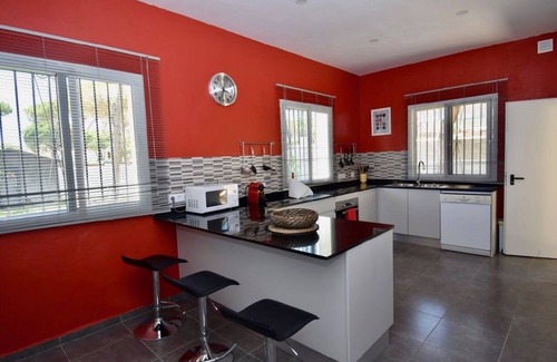 Poblado Sancti Petri Villa | Big Villa with huge garden of pinetrees and a pool, nearby the beach