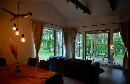 Inturkes seniunija House | Bijūnų Šilas