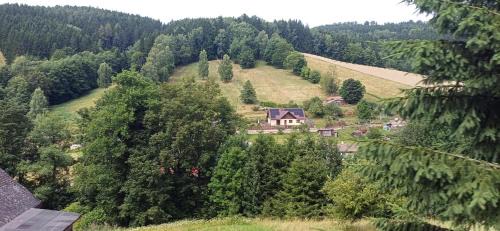 Chvalec Apartment | Bike & Enduro Penzion Petříkovice