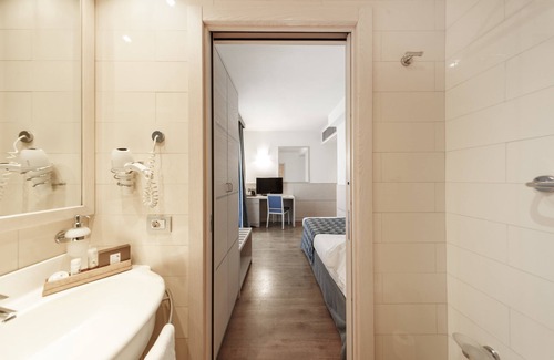 Torbole sul Garda Hotel | BIKE HOTEL CARAVEL