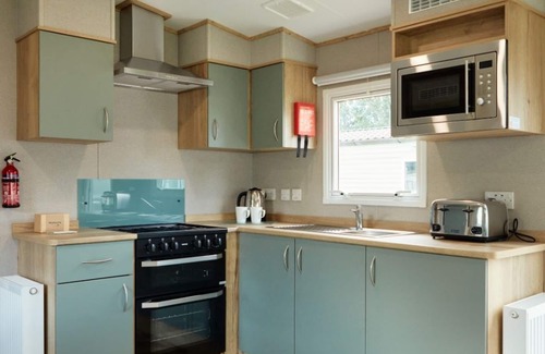 Great Billing Ski Chalet | Billing Aquadrome Silver 3 Bed Caravan NB21