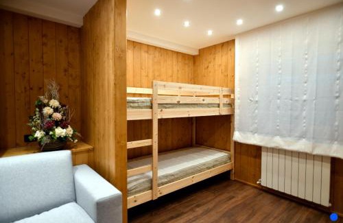 Madonna di Campiglio Apartment | Bilocale centro paese con posto auto