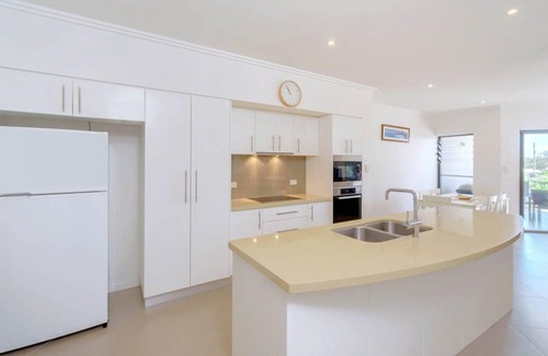 Yamba Apartment | Bimbadeen Unit 3 - Offering comfort and relaxation
