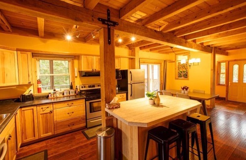 Northern Bruce Peninsula House | Binge Susets at Whiskey Harbour Villa
