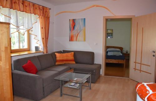Ullrichs Apartment | Biohof Weissensteiner
