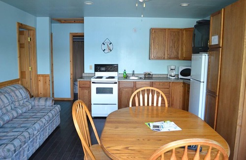 Algoma District Cottage | Birchland Cottages