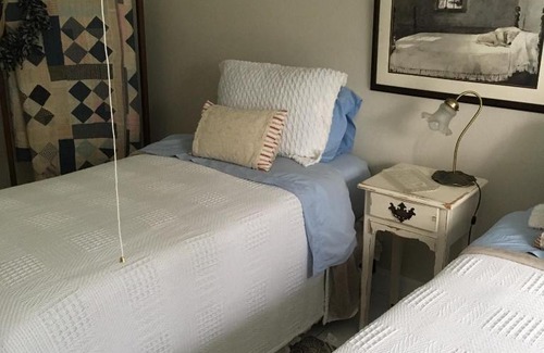 Ware Bed & Breakfast | Bird Hill Farm