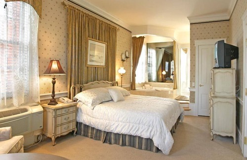 Bird In Hand Bed & Breakfast | Bird In Hand Village Inn & Suites