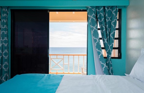 Frigate Bay Hotel | Bird Rock Beach Hotel
