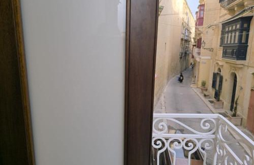 Birgu Apartment | Birgu's central traditional apartment