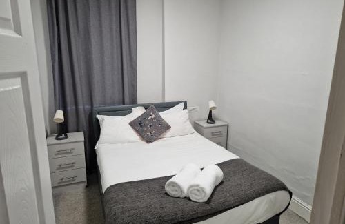Birtley Apartment | Birtley's Amethyst, 3 bedroom Apt ,sleeps 6 Guest