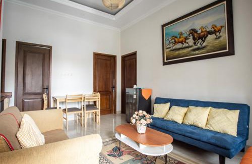 Pogung Lor Villa | Bisma Balcony Homestay