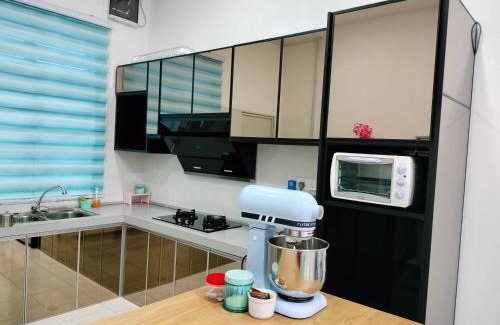 Taiping House | Bismillah Homestay Muslem NETFLIX UNIFI HIGH SPEED
