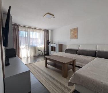 Petrila Apartment | Biverse Prestige