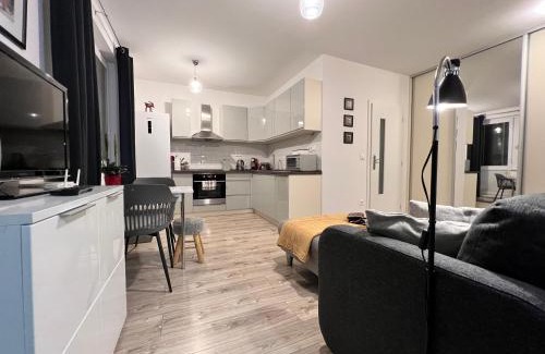 Banska Bystrica Apartment | BL - The Apartment Lenka, 24hr Self Check-in, Free Private Parking, Balcony with Mountain View, 5 minute walk to City Center