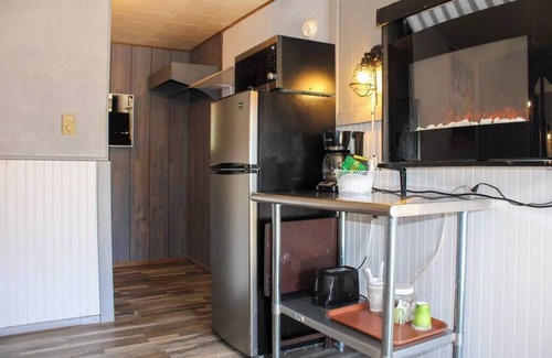 Howard House | Black Bear Lodge 3 Su