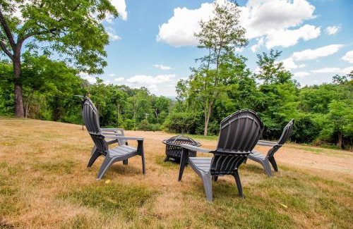 Bergton House | Black Bear Vista-3BR Fast Wi-Fi