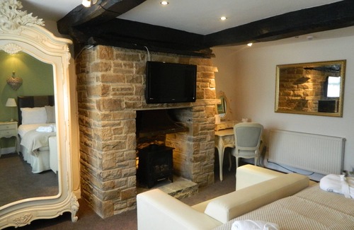 Brighouse Hotel | Black Horse Inn