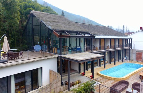 Moganshan House | Black Jewels Inn